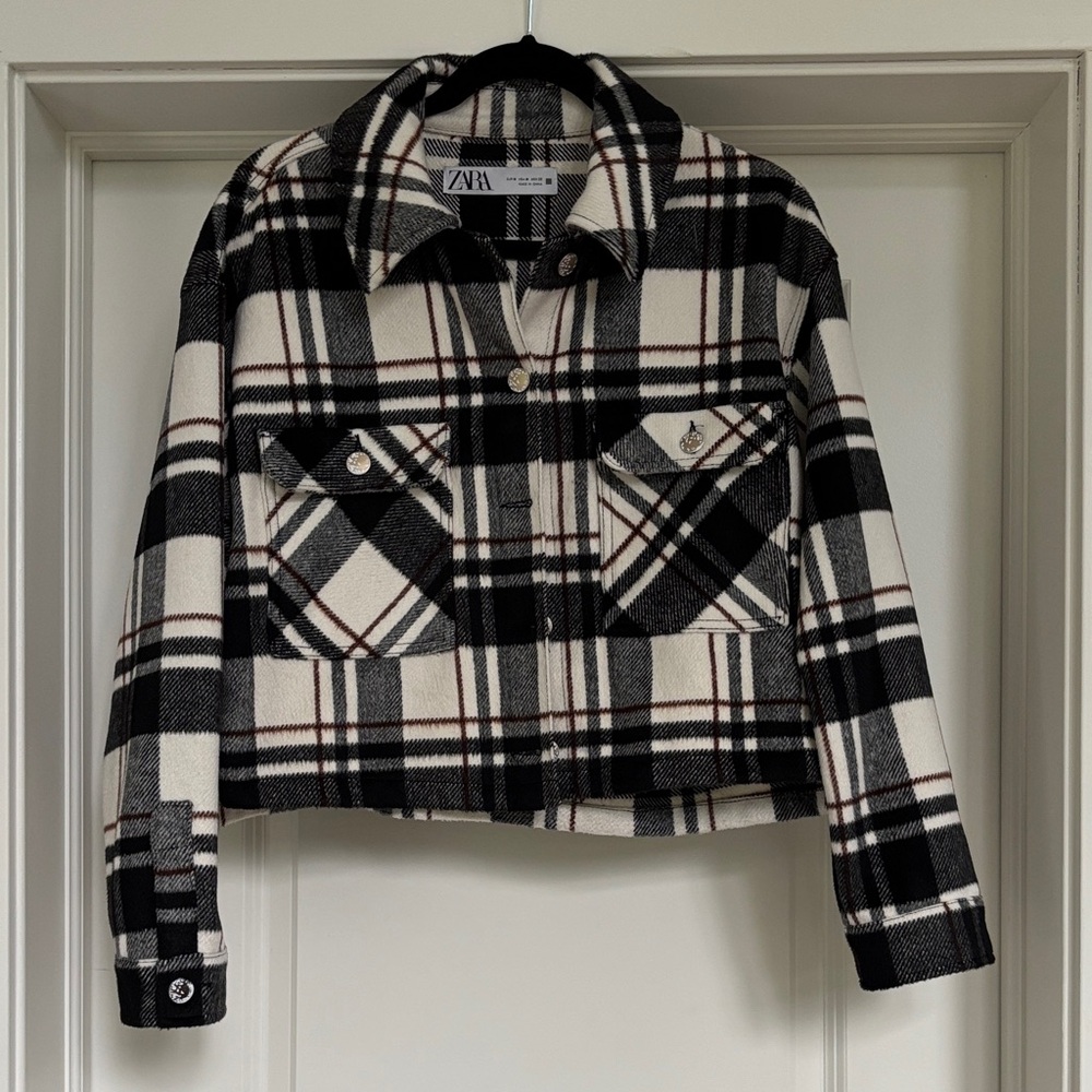 Zara Plaid Checkered Jacket Button Up Soft Fleecey Feel